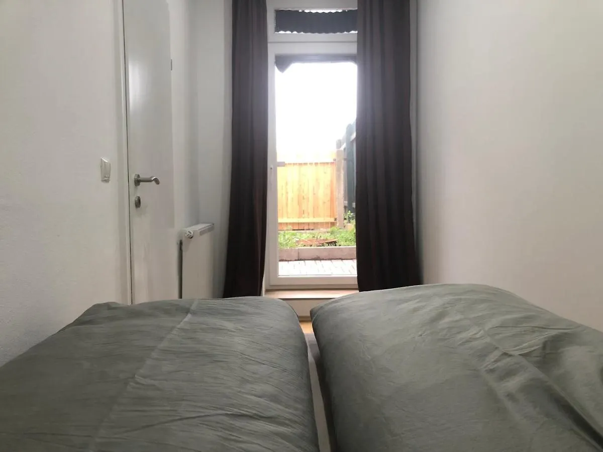2 Zimmer Apartment Mit Terrasse! Schoenbrunn-Naehe Wien 0*,  Österreich