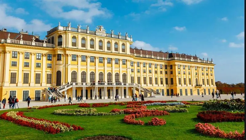 2 Zimmer Apartment Mit Terrasse! Schoenbrunn-Naehe Wien